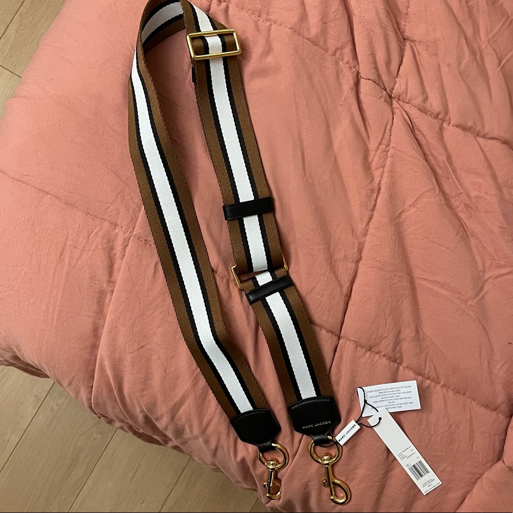 Marc Jacobs Strap